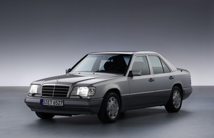 30 lat Mercedesa W124