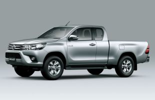 Całkiem nowa Toyota Hilux