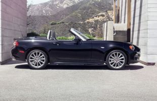 Fiat 124 Spider oficjalnie