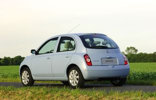 Kierownica w Nissanie Micra może... odpaść