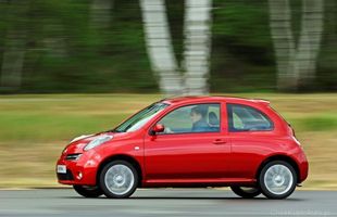 Kierownica w Nissanie Micra może... odpaść