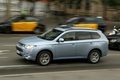 Mitsubishi Outlander PHEV. Świetna sprzedaż! Mitsubishi Outlander PHEV. Świetna sprzedaż!