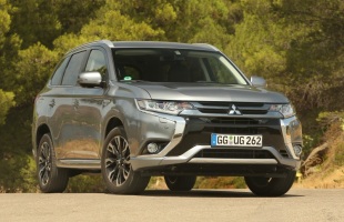 Mitsubishi Outlander PHEV ze świetnym wynikiem