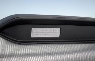 Oto Ford Mustang 2016