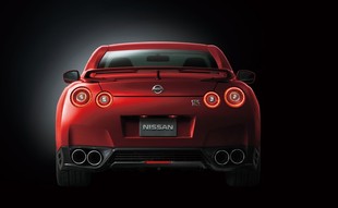 Oto nowy Nissan GT-R