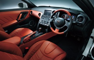 Oto nowy Nissan GT-R