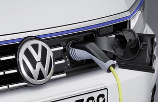 Volkswagen Passat GTE. Nowa hybryda z Wolfsburga