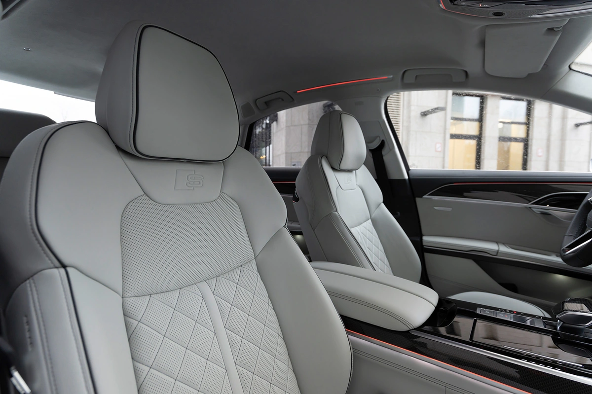 Audi S8 4.0 TFSI 571 KM