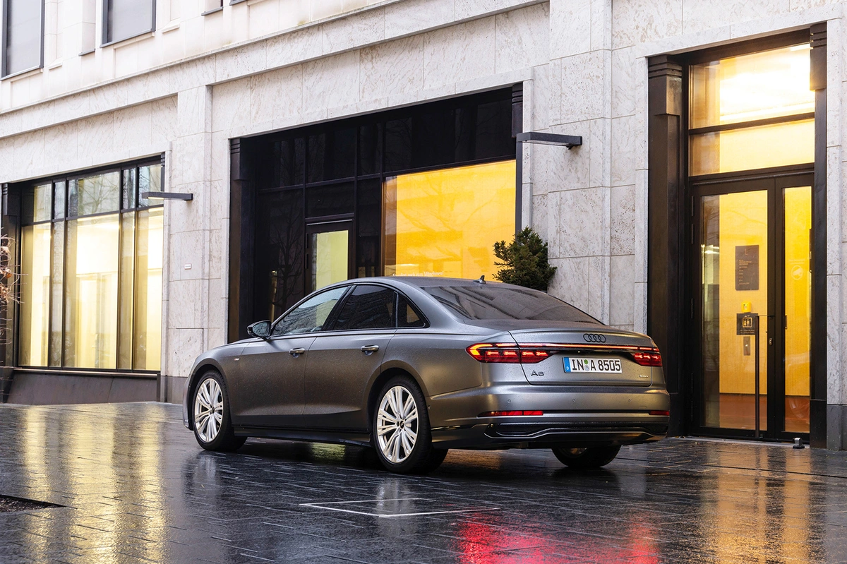 Audi A8 D5 FL 60TFSI 460 KM