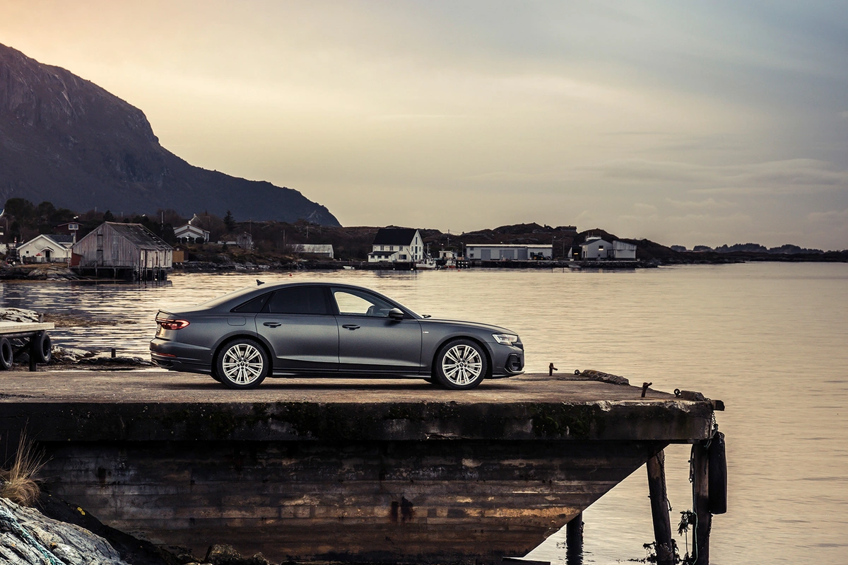 Audi A8 D5 FL 50TDI 286 KM