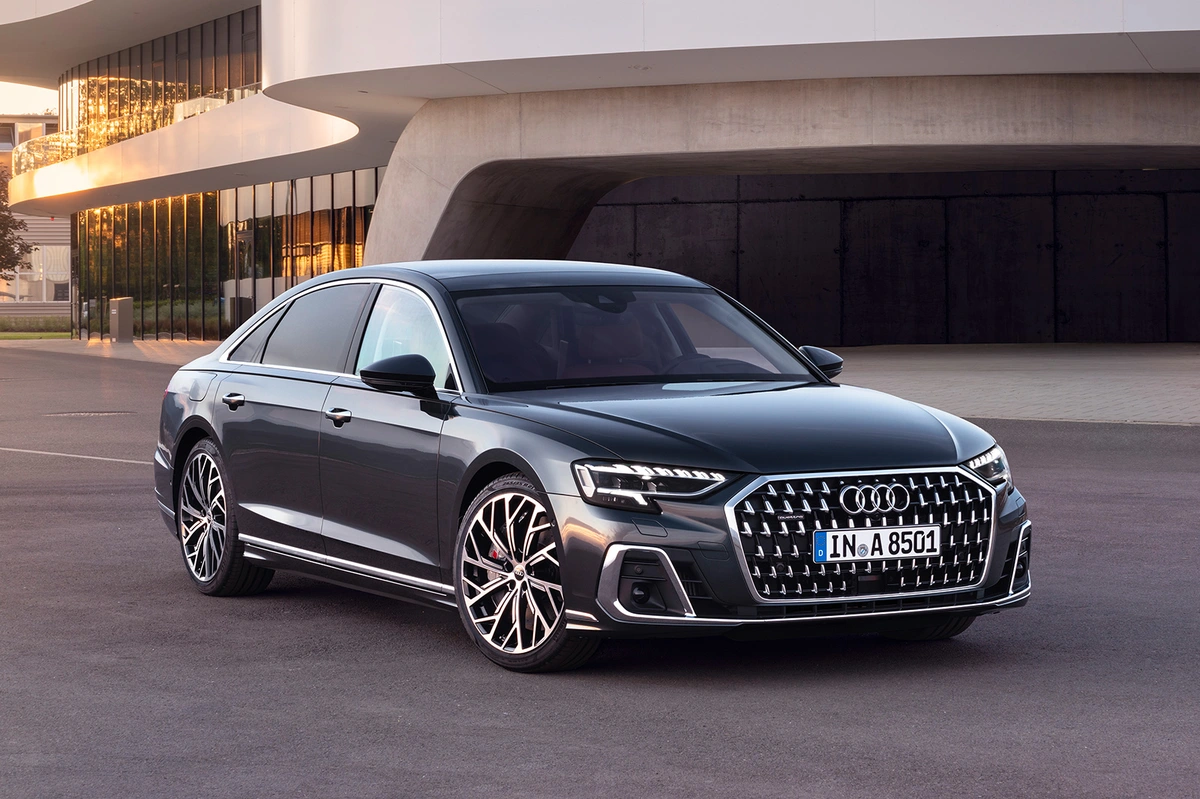 Audi A8 D5 FL Long 60TFSI 460 KM