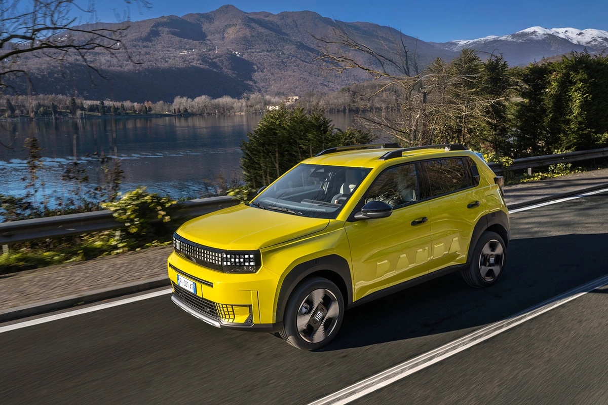 Fiat Grande Panda 1.2 Hybrid 110 KM