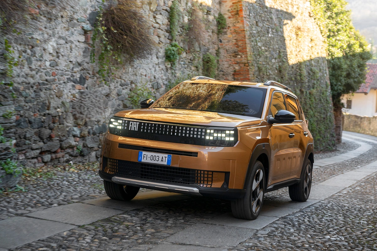 Fiat Grande Panda 1.2 Hybrid 110 KM