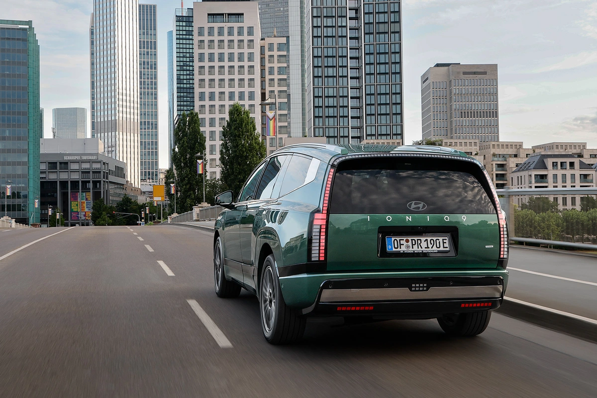 Hyundai Ioniq 9 RWD 218 KM
