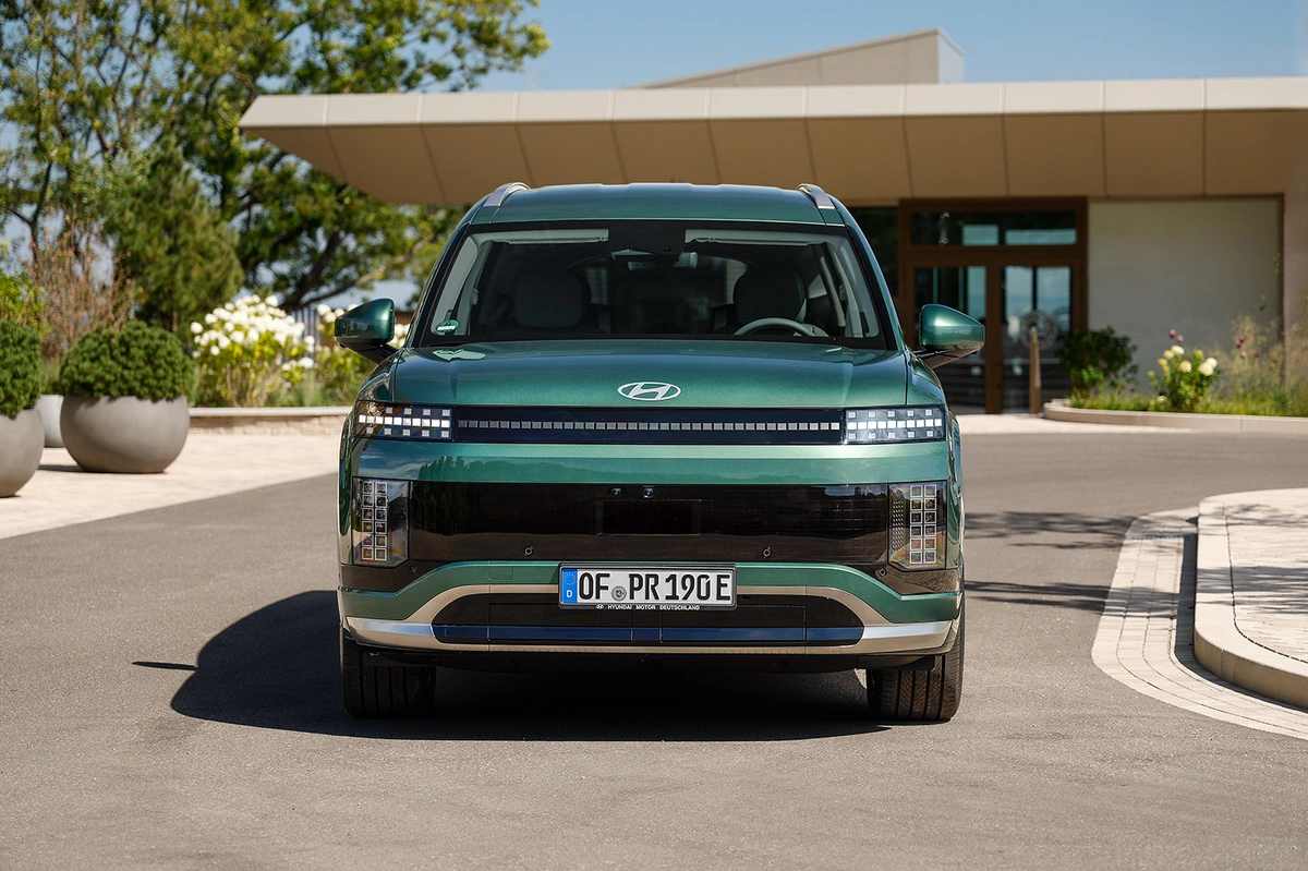 Hyundai Ioniq 9 RWD 218 KM