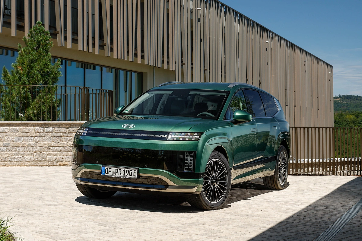 Hyundai Ioniq 9 RWD 218 KM