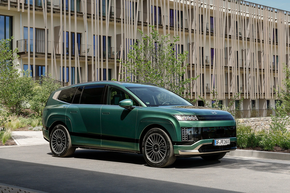 Hyundai Ioniq 9 RWD 218 KM