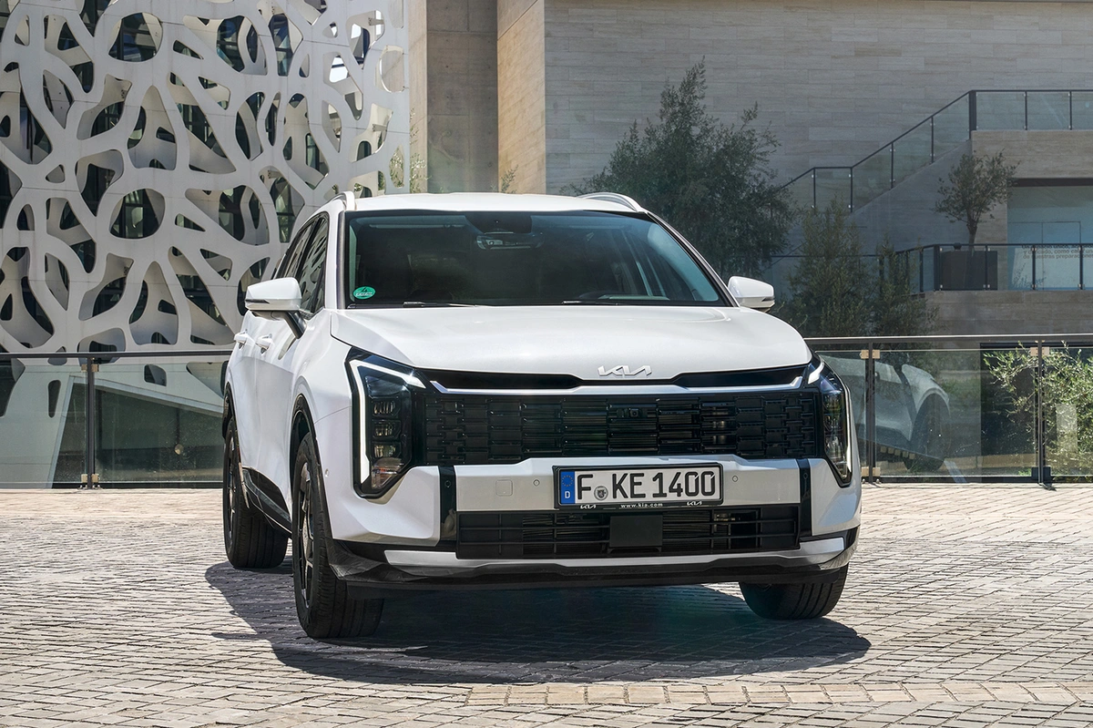 Kia Sportage V FL 1.6 T-GDI HEV 239 KM