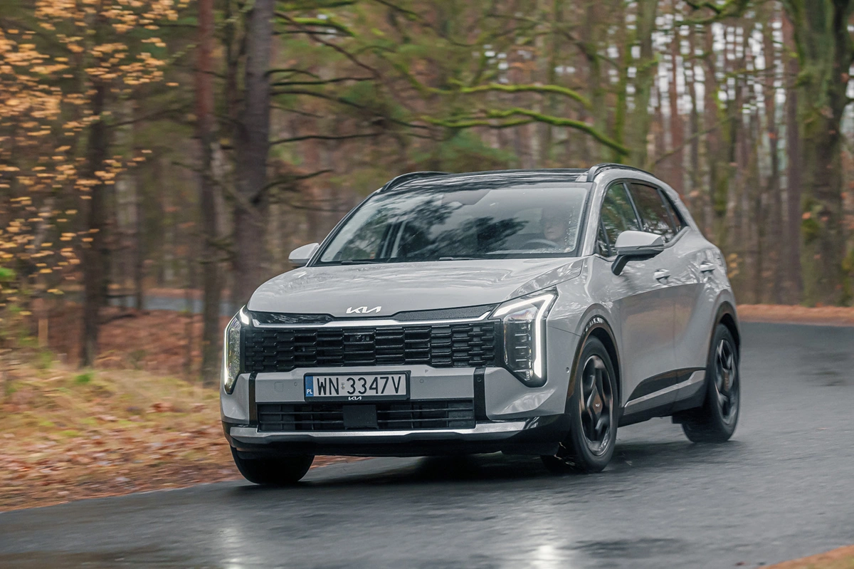 Kia Sportage V FL 1.6 T-GDI HEV 239 KM