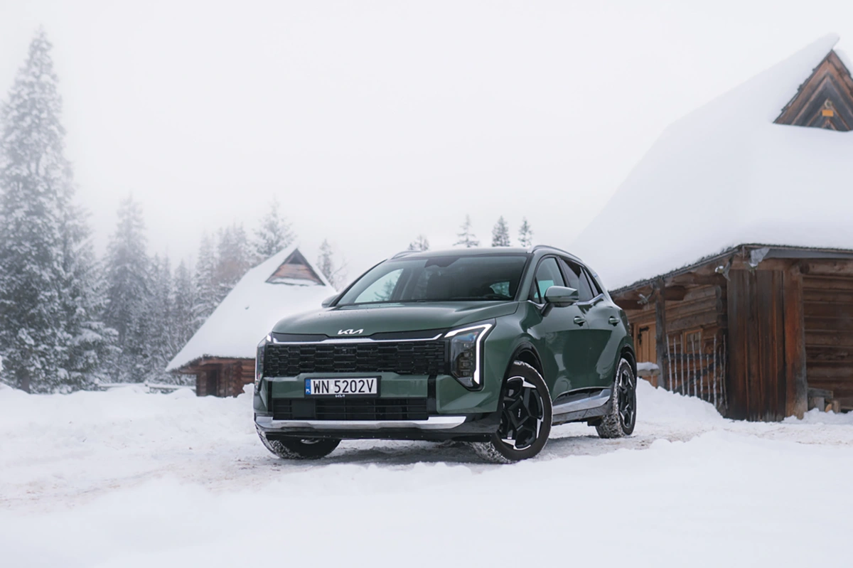 Kia Sportage V FL 1.6 T-GDI HEV 239 KM