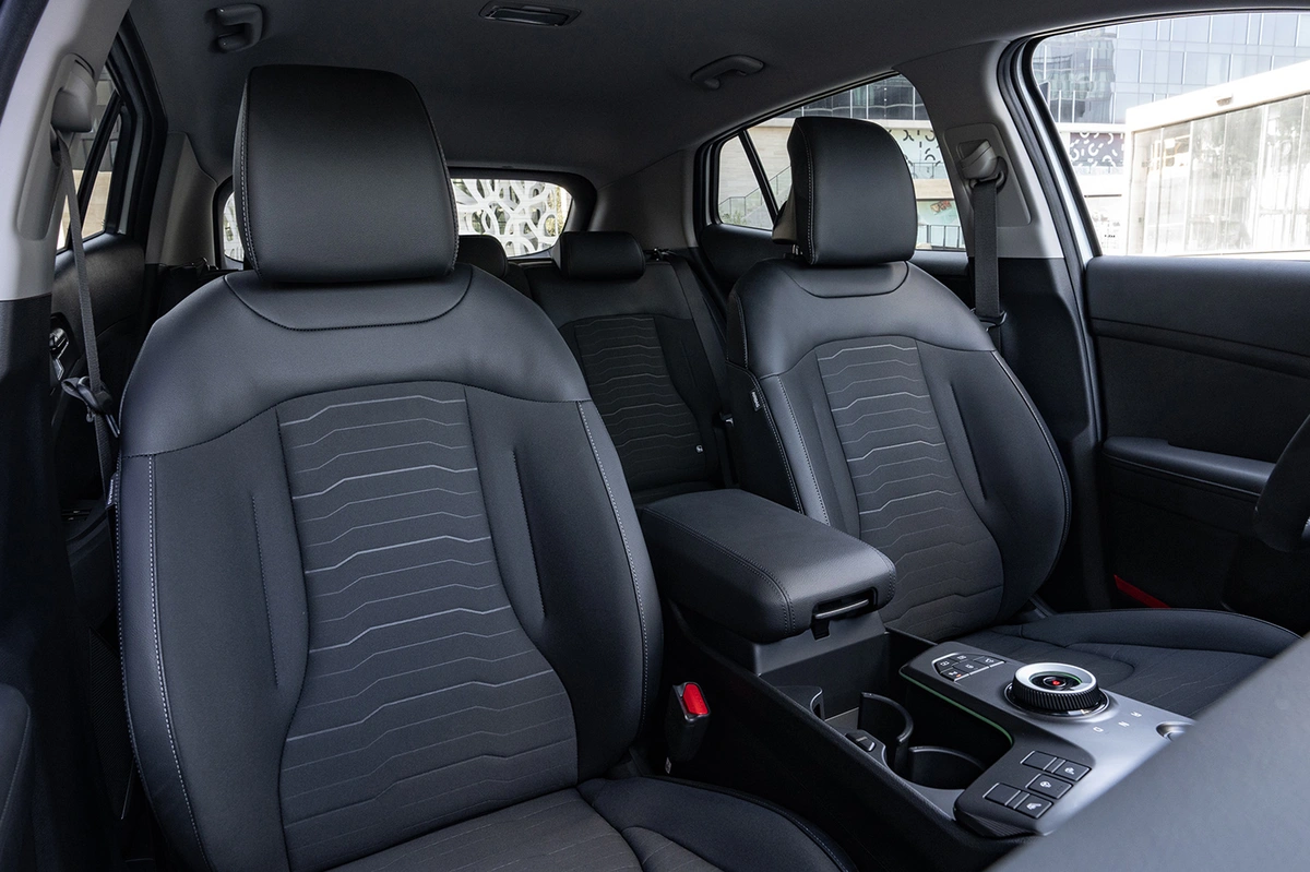 Kia Sportage V FL 1.6 T-GDI 180 KM