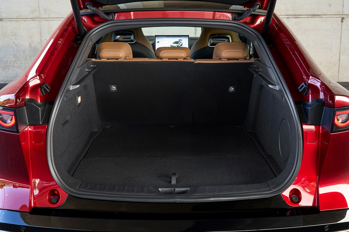 Mazda 6e EV 258 KM