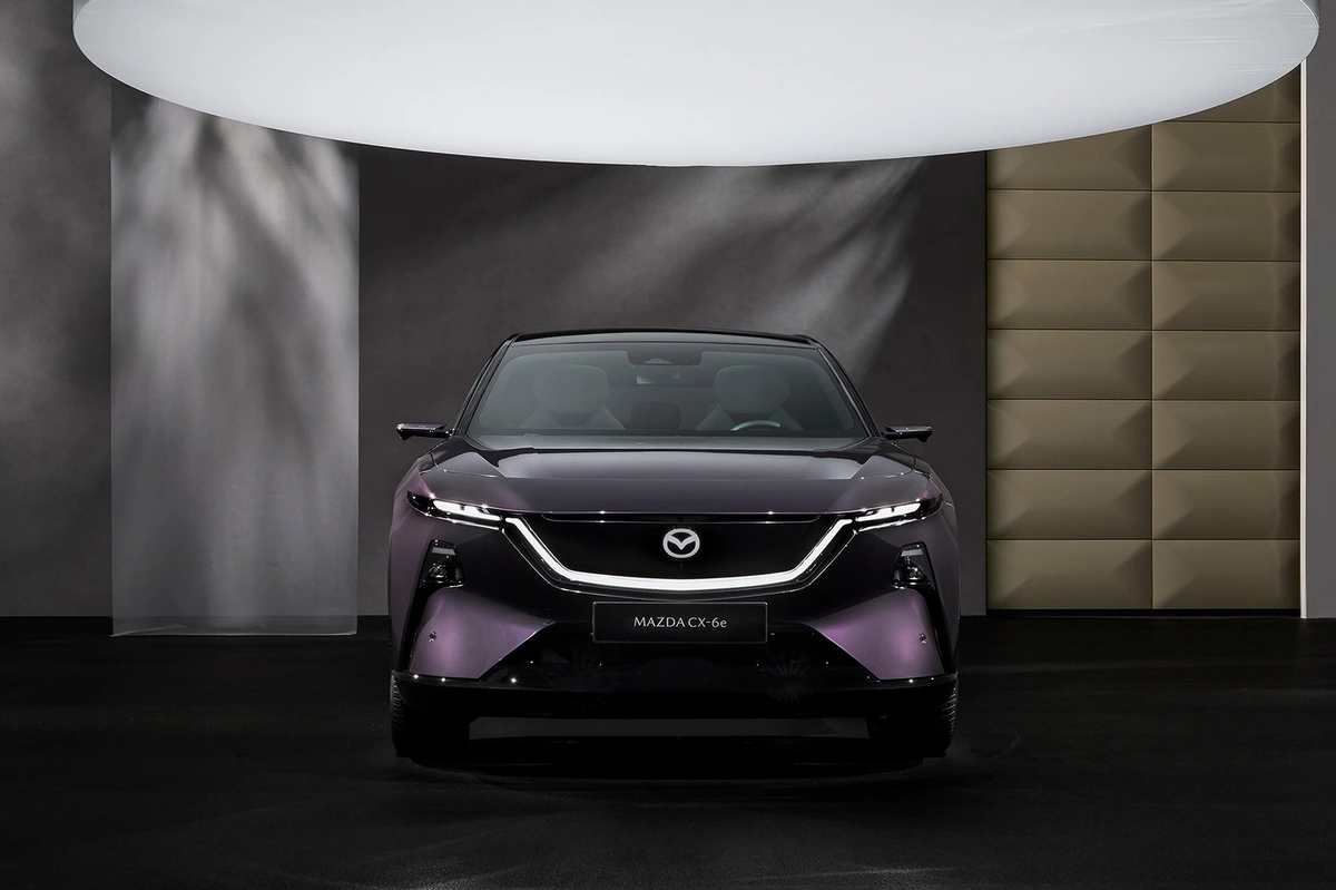 Mazda CX-6e EV 258 KM
