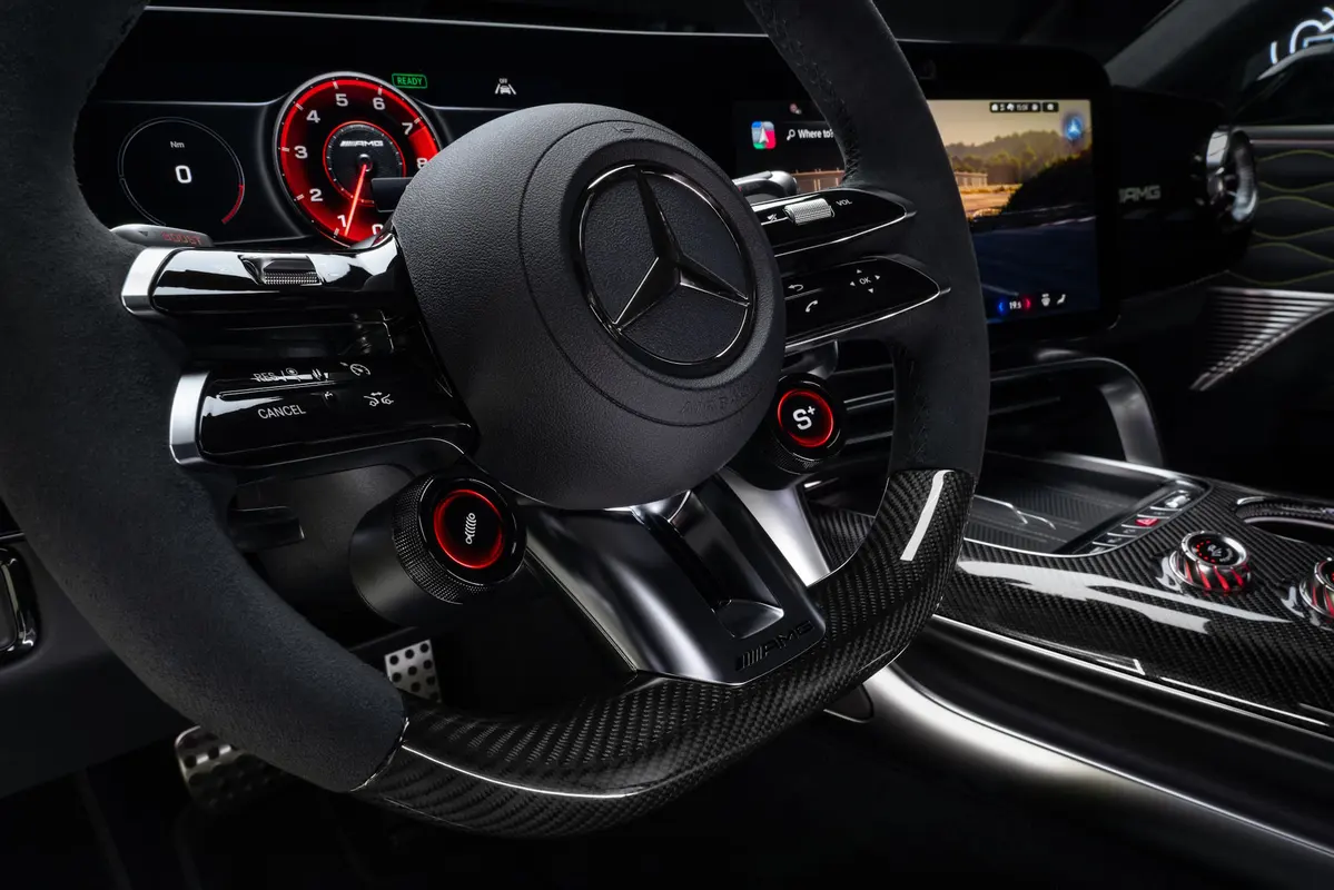 Mercedes-AMG GT C590 55 816 KM 2026