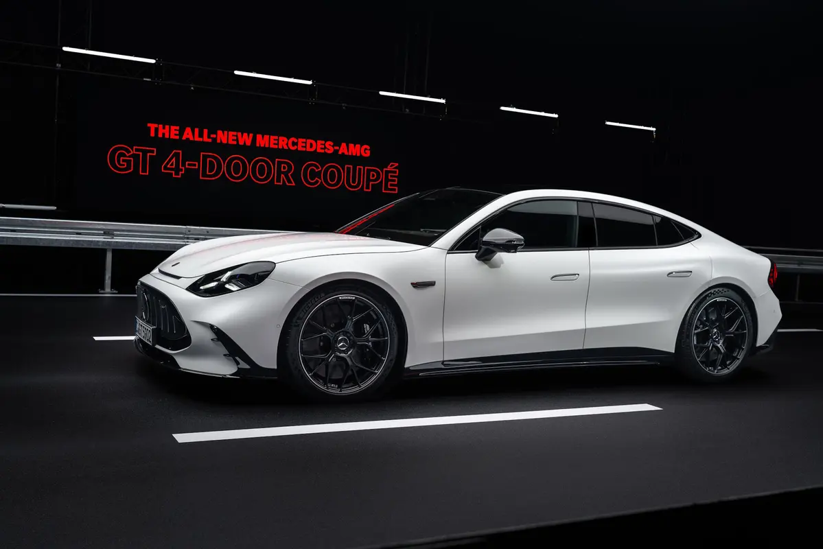 Mercedes-AMG GT C590 55 816 KM 2026