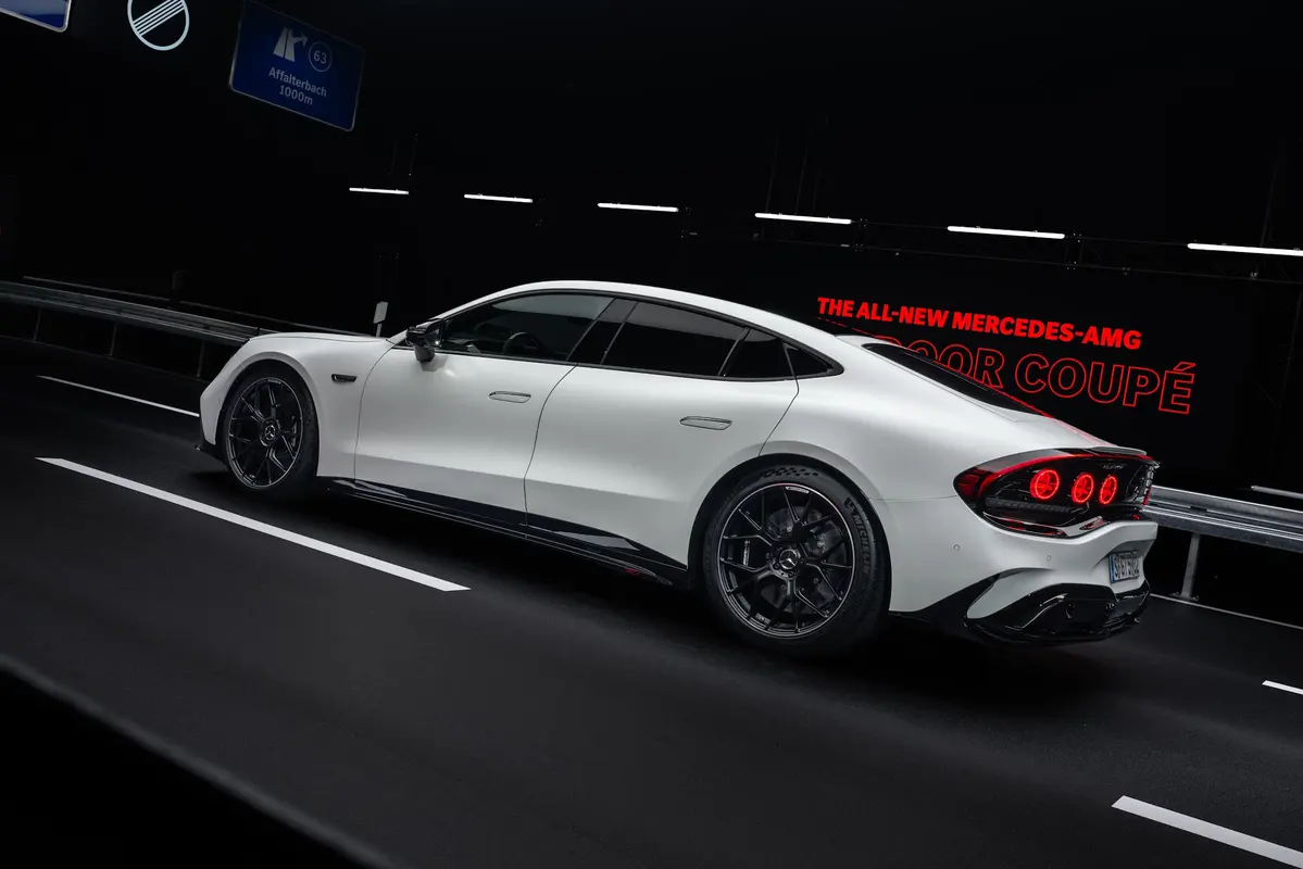 Mercedes-AMG GT C590 55 816 KM 2026