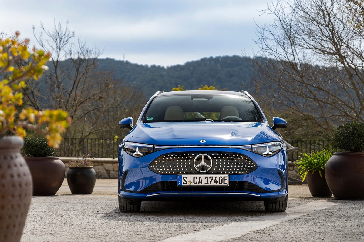 Mercedes - Benz CLA X174 350 354 KM