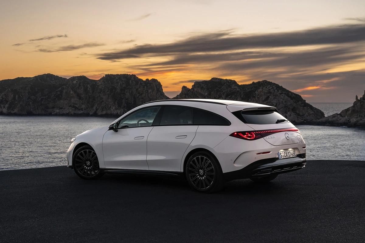 Mercedes - Benz CLA X174 250+ 272 KM