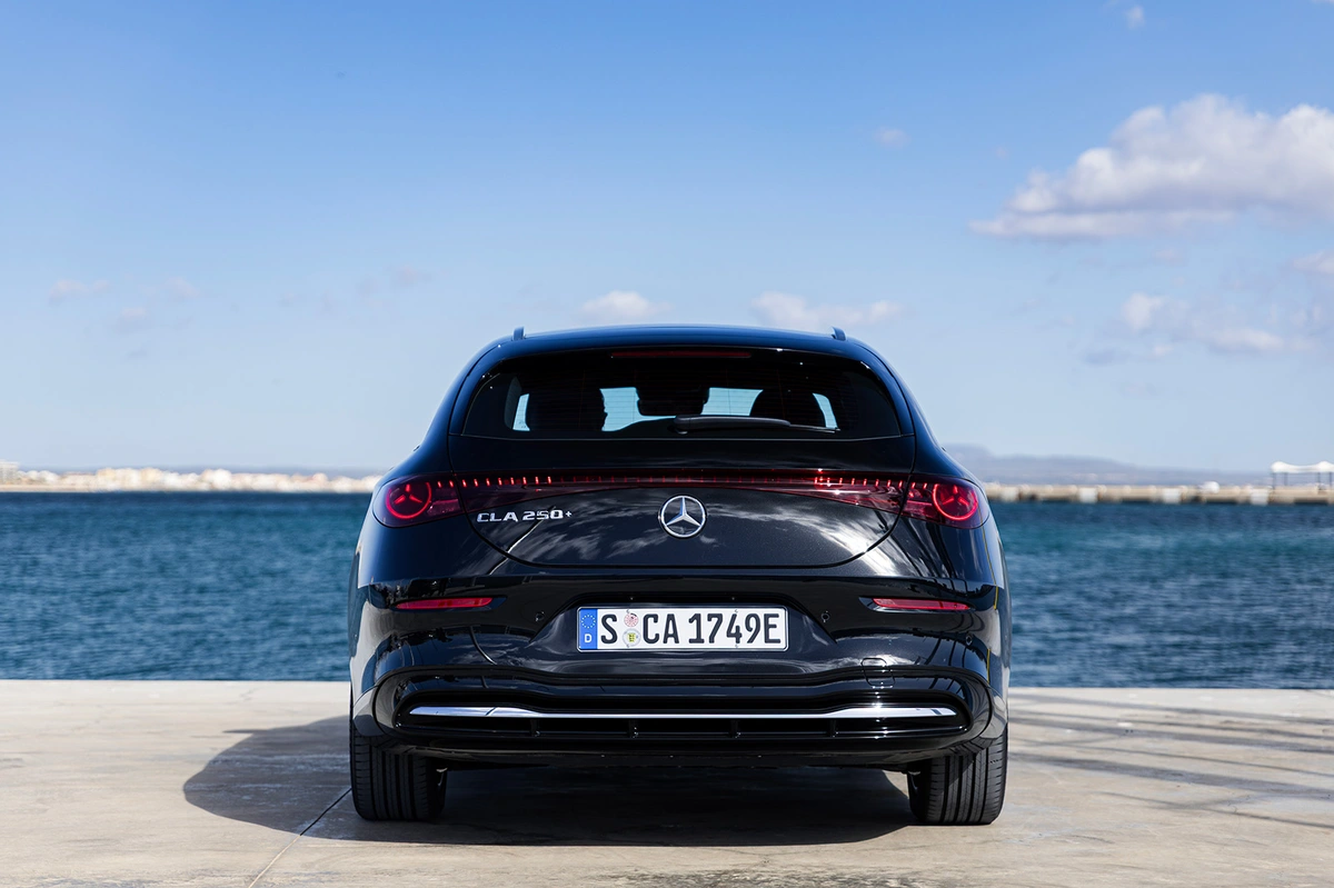 Mercedes - Benz CLA X174 200 224 KM