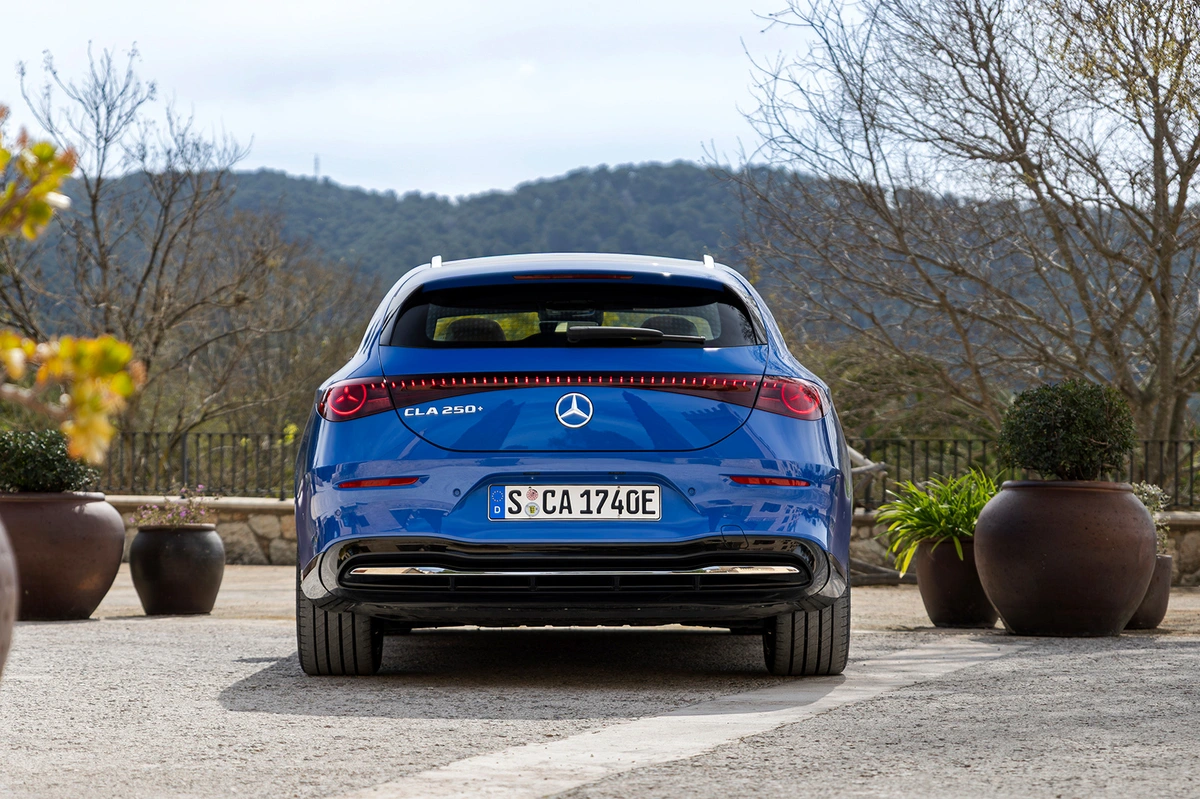 Mercedes - Benz CLA X174 200 224 KM