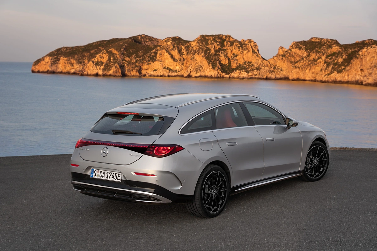 Mercedes - Benz CLA X174 250+ 272 KM