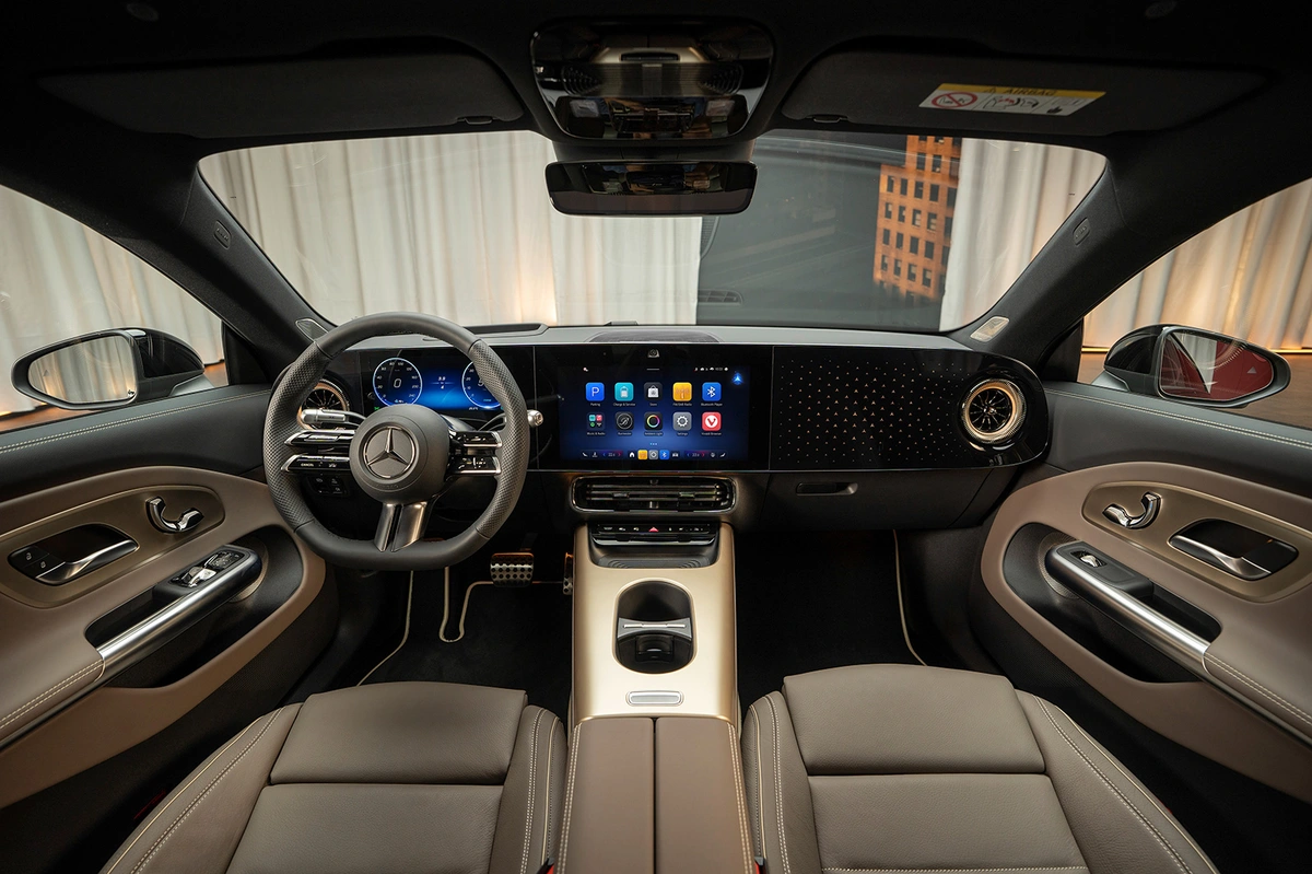 Mercedes - Benz CLA X178 220 190 KM