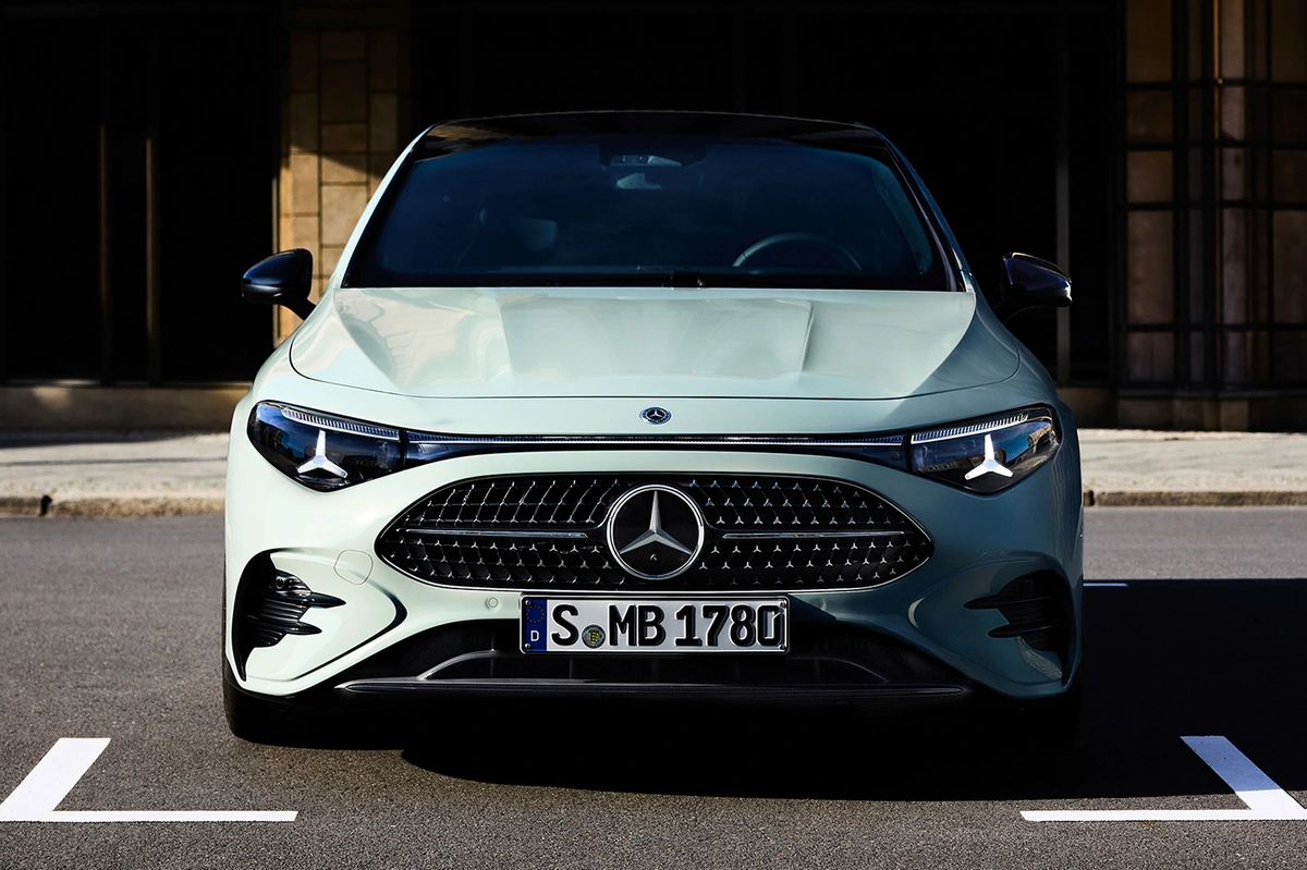 Mercedes - Benz CLA C178 220 190 KM