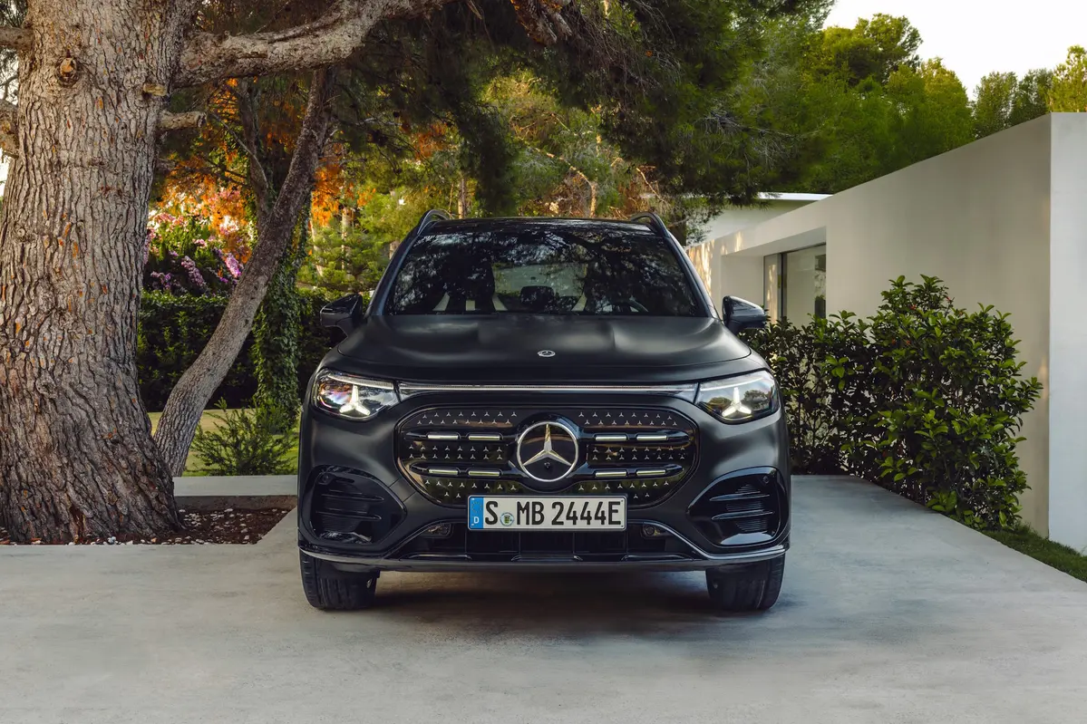 Mercedes - Benz GLB X248 200 224 KM