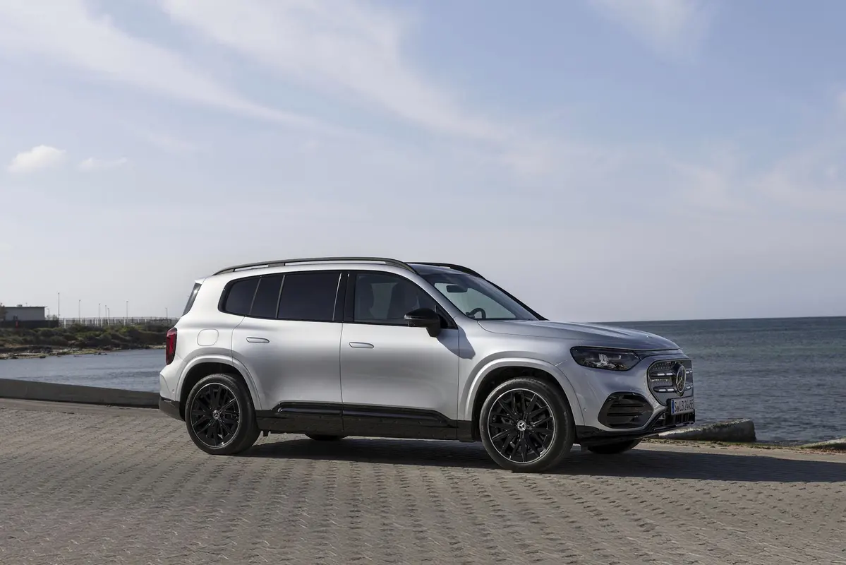 Mercedes - Benz GLB X248 200 224 KM