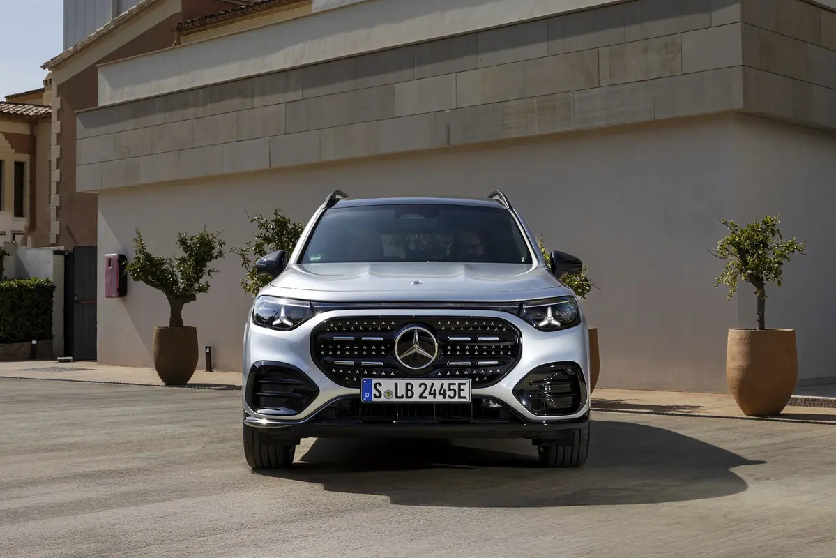 Mercedes - Benz GLB X248 200 224 KM