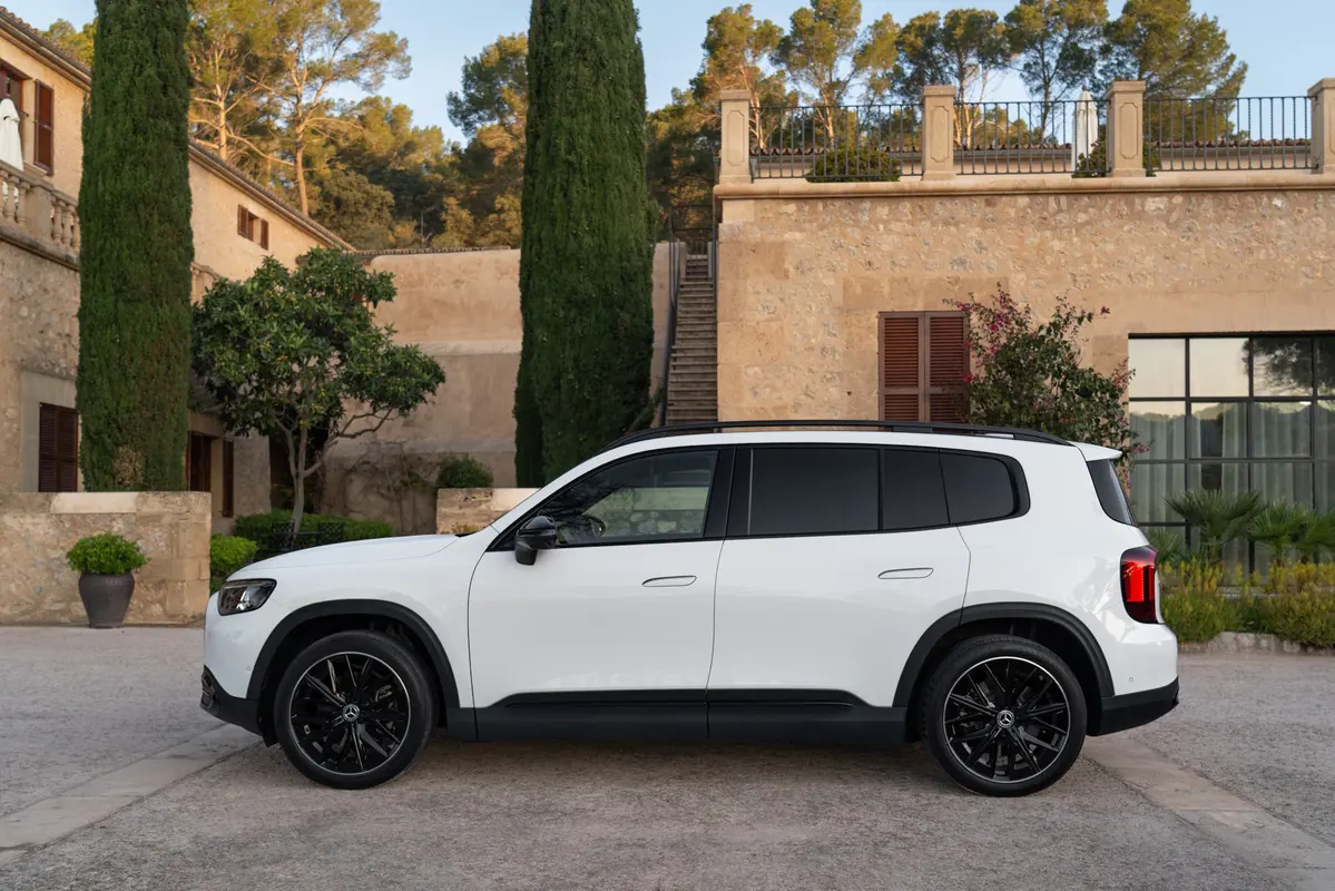 Mercedes - Benz GLB X248 350 354 KM