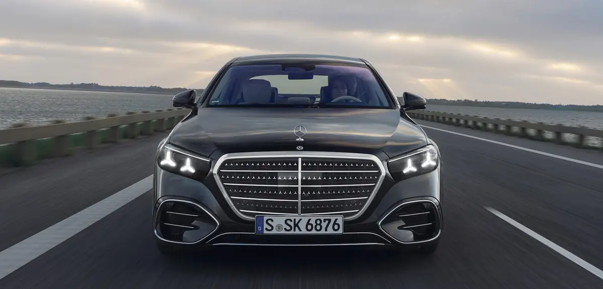 Mercedes - Benz S-klasa W223 FL 350d 313 KM