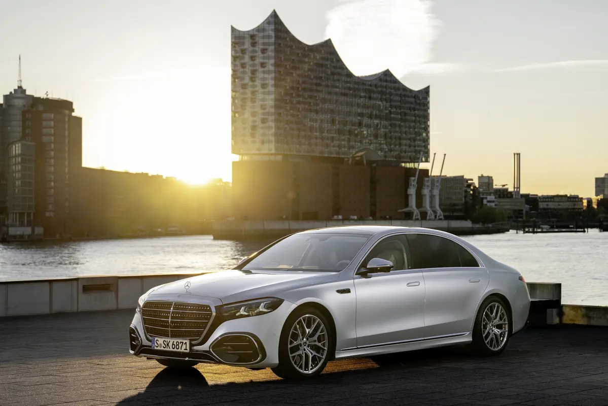Mercedes - Benz S-klasa W223 FL Long 350d 313 KM