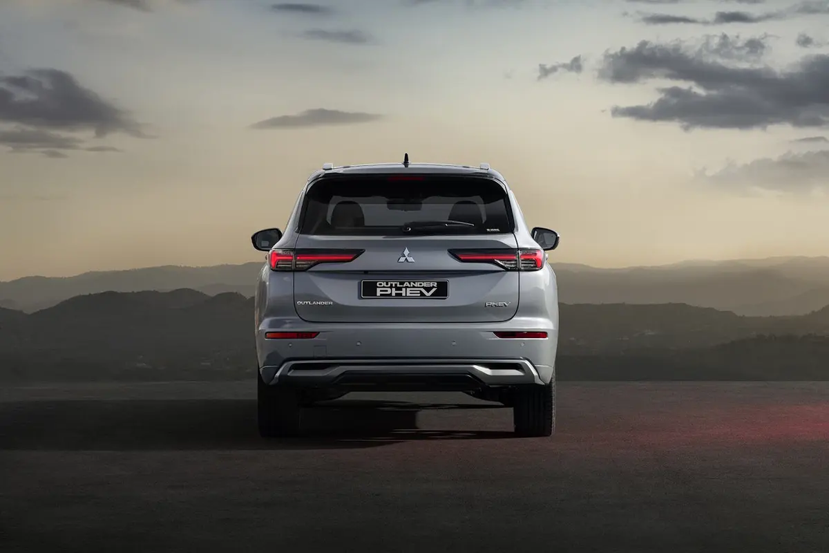Mitsubishi Outlander IV 2.4 PHEV 306 KM