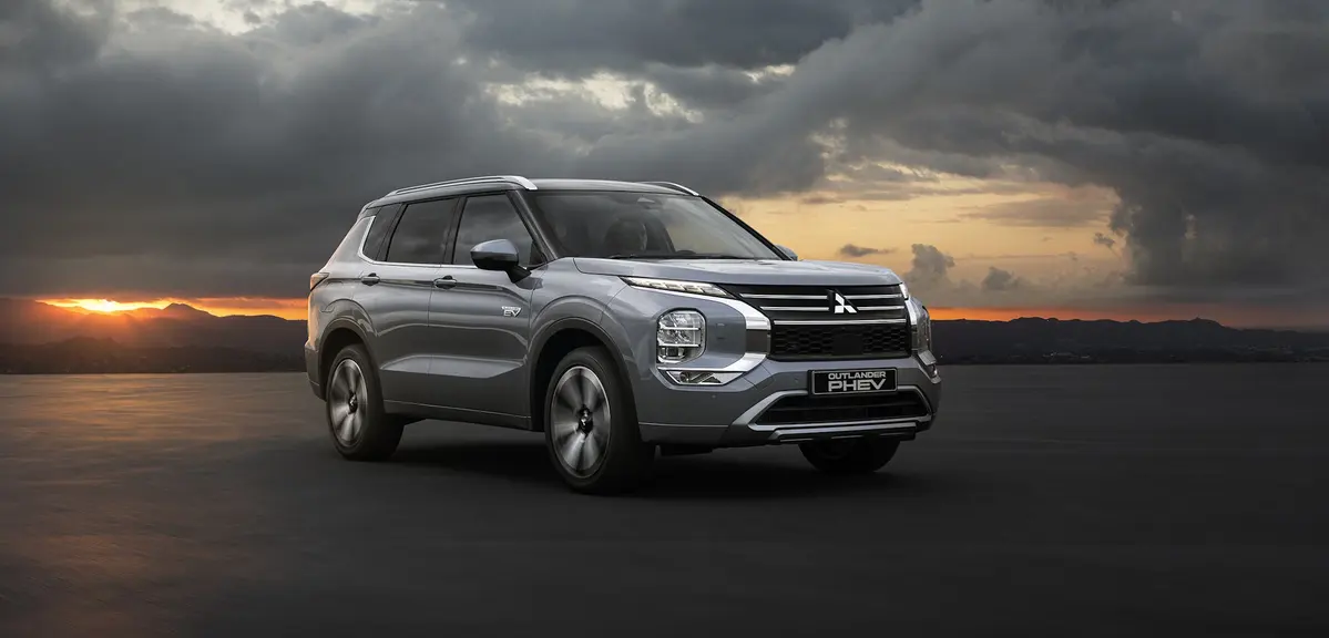 Mitsubishi Outlander IV 2.4 PHEV 306 KM