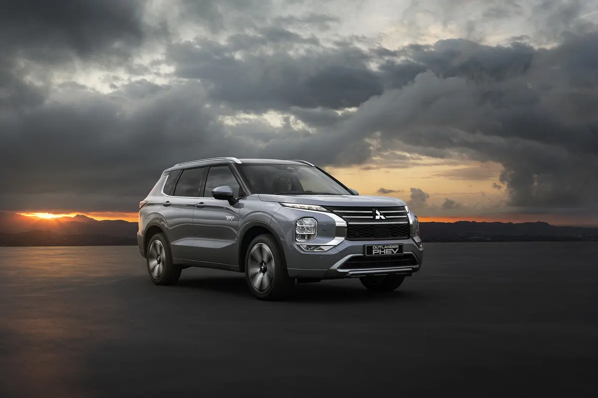 Mitsubishi Outlander IV 2.4 PHEV 306 KM