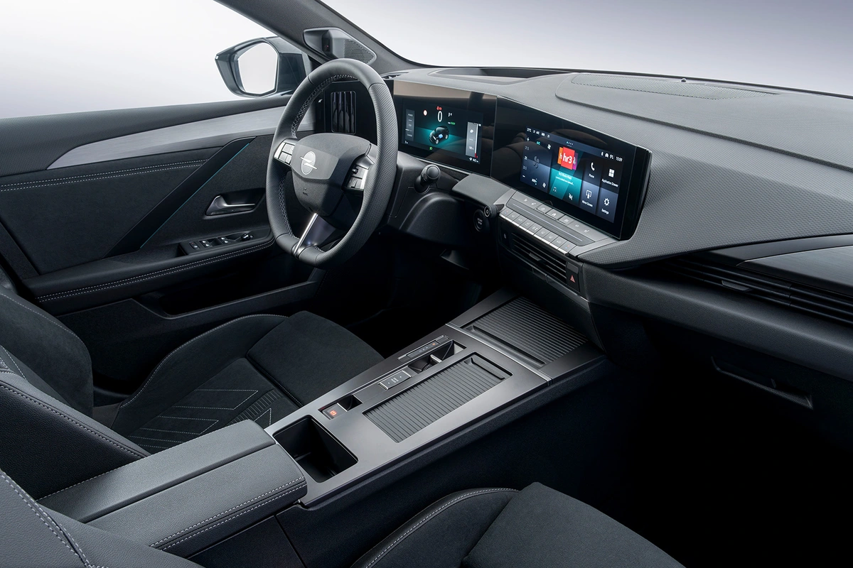 Opel Astra L FL Electric 58 kWh 156 KM