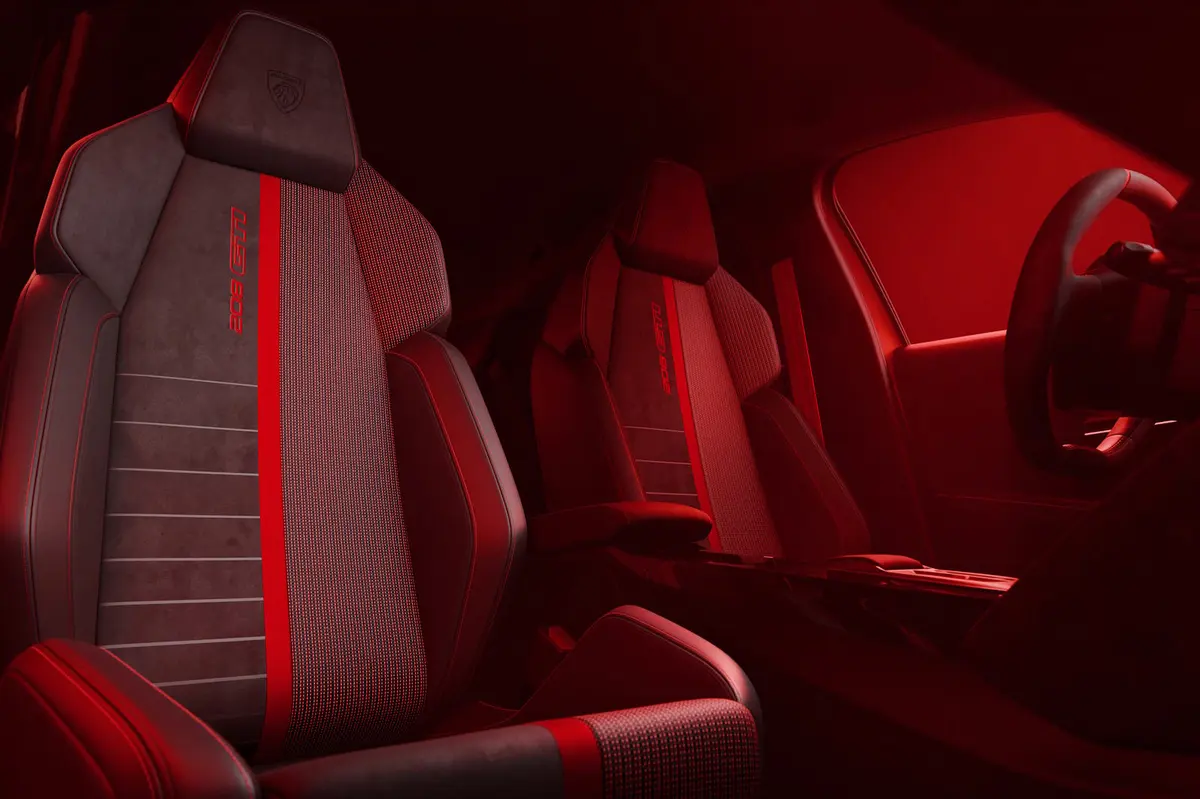 Peugeot 208 II GTi 51 kWh 281 KM
