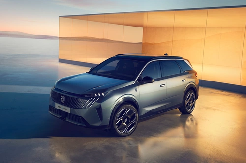 Peugeot 5008 97 kWh 231 KM 2026
