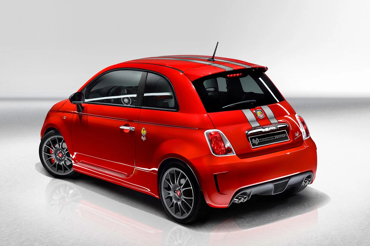 Abarth 500 695 1.4 T-Jet 180 KM